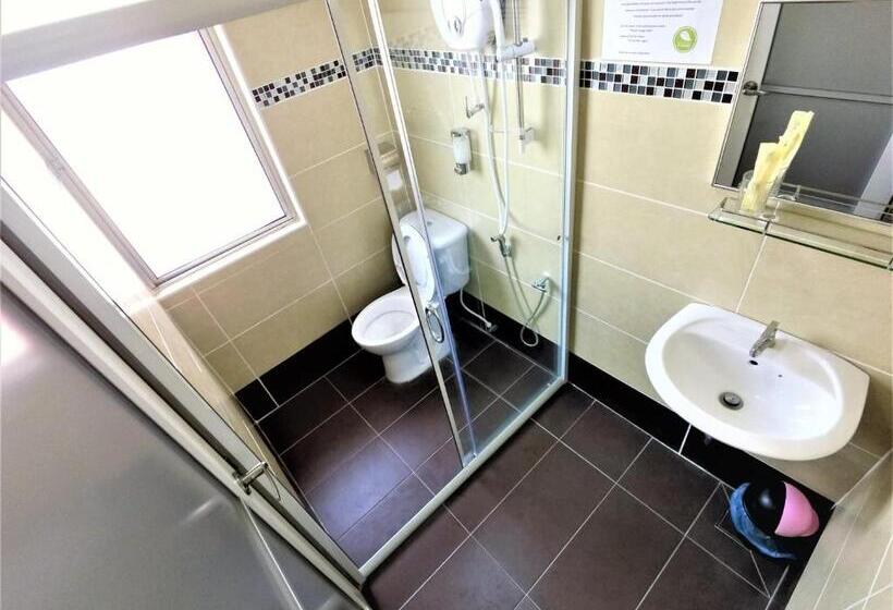 Quarto Triplo Deluxe, Royale