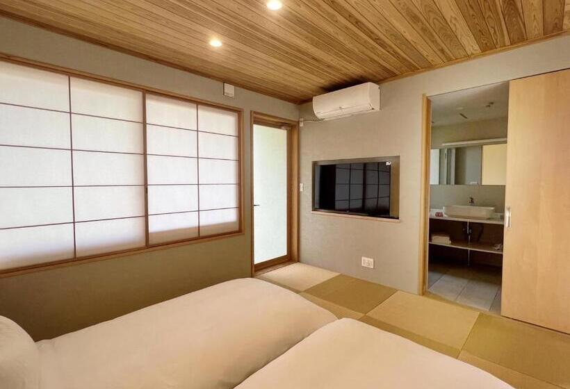 Номер Deluxe, Kansai Airport Hotel Pine Villa