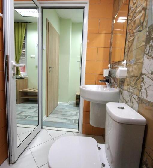 اتاق استاندارد سه نفره, Guest House The House топ център габрово