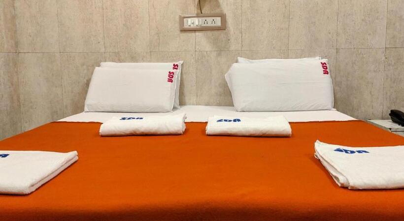 Номер Deluxe, Sarovara Deluxe Rooms