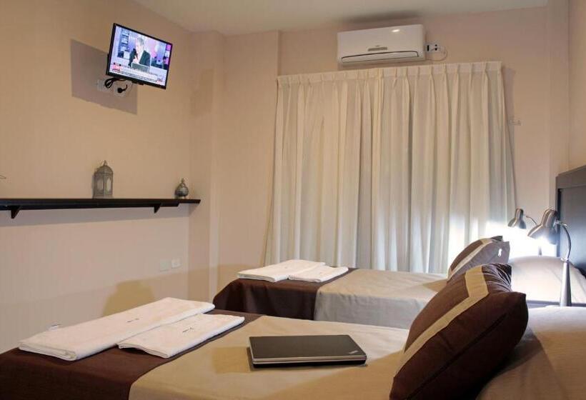 스탠다드 스튜디오, Apart Hotel Granada