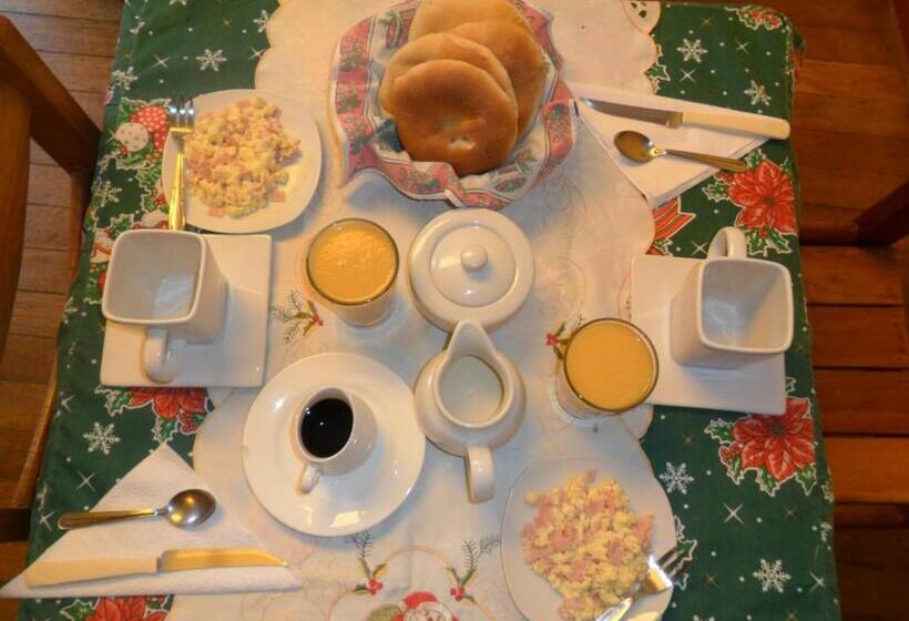 غرفة عائلية, Chaquill Chak'a