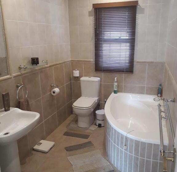اتاق لوکس, Bella Vista Guest House