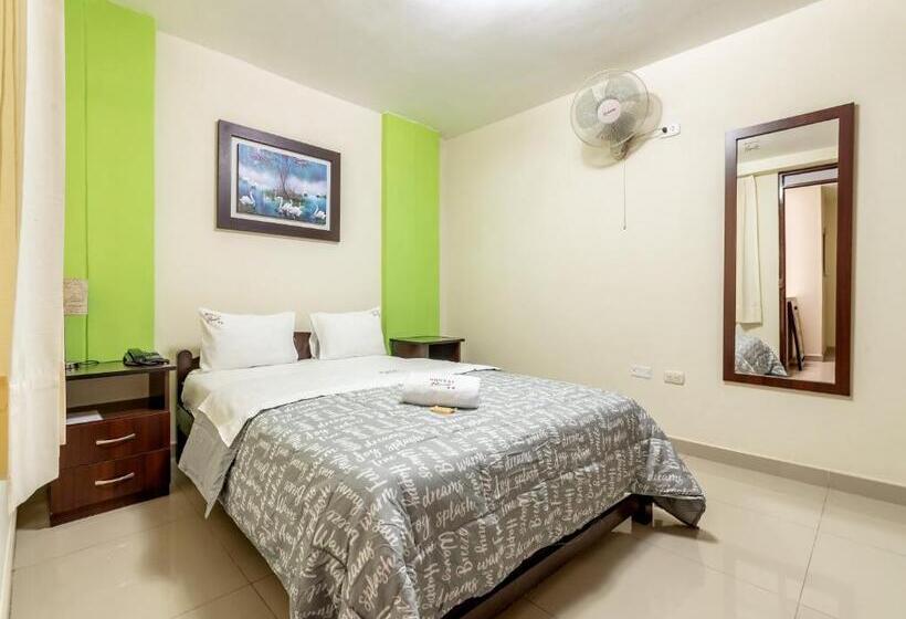 اتاق سوپریور, Hostal Florida