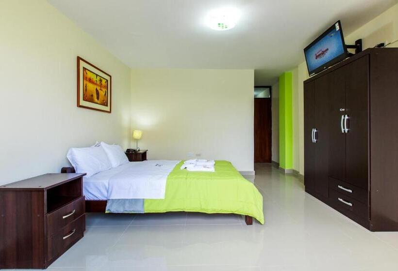 اتاق لوکس, Hostal Florida
