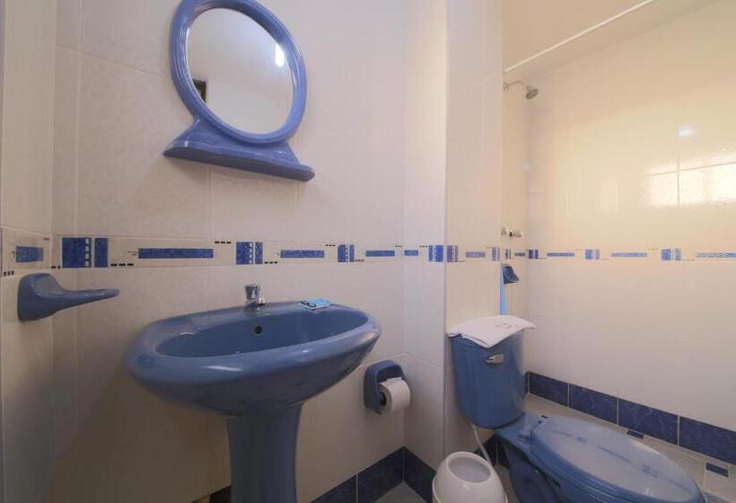 اتاق استاندارد, Hostal Florida