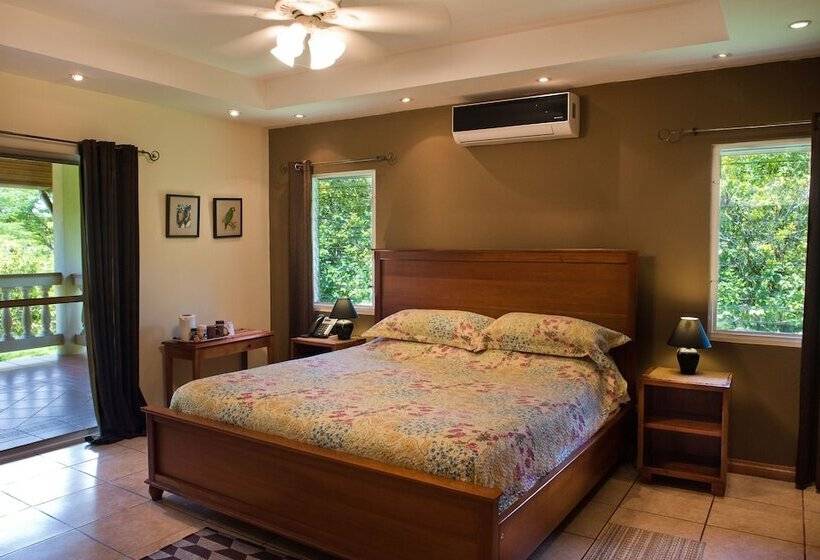 اتاق سوپریور با چشم‌انداز باغ, Rock Farm Guest House