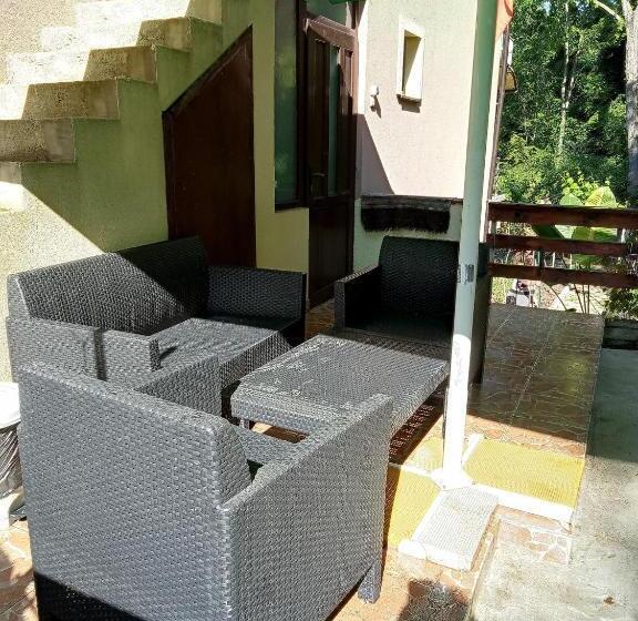 Апартаменты 2 Спальни, Villa Pita