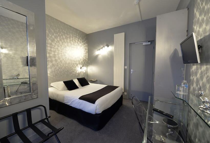 Номер Стандарт, France Hôtel
