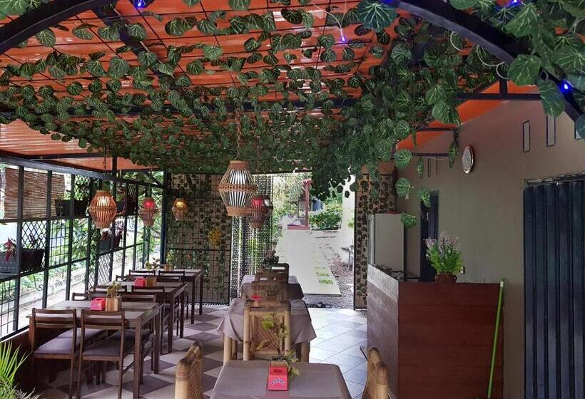Кровать в Общей Комнате, Nipah Villas