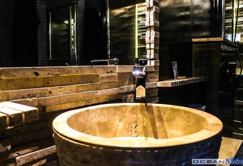 سوییت جونیور با بالکن, Ocean Suites