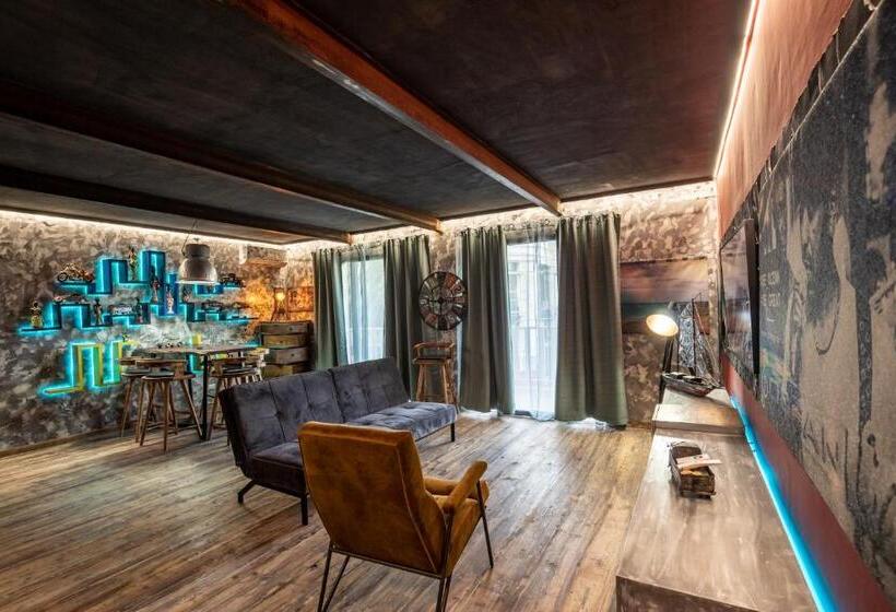 اتاق لوکس با چشم‌انداز دریا, Ocean Suites