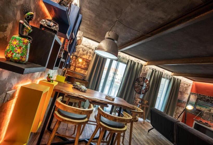 اتاق لوکس با چشم‌انداز دریا, Ocean Suites