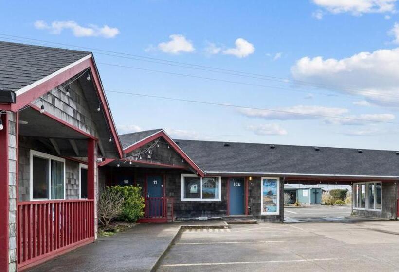 Номер Стандарт, Surf & Sand Inn