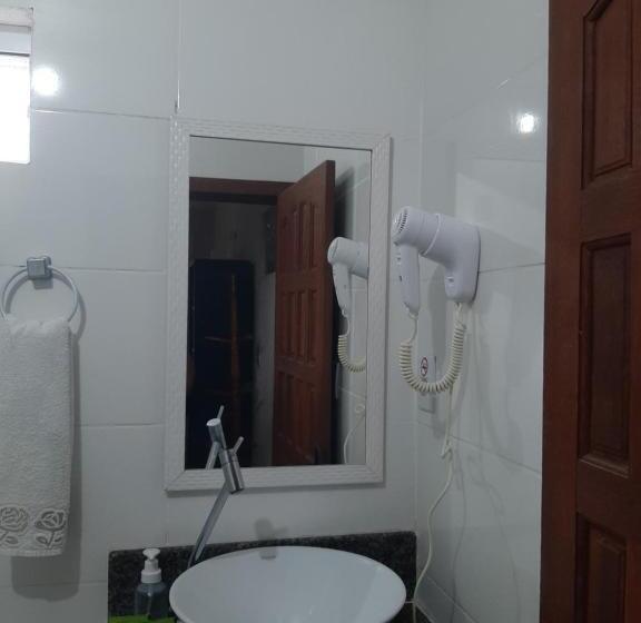 اتاق استاندارد چهار تخته, Pousada Sossego