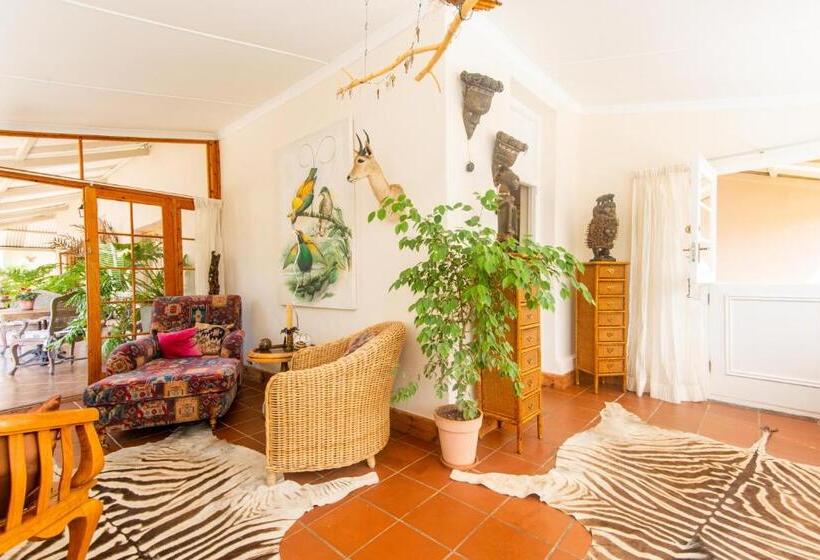 Номер Стандарт, Sorgvry   House Of Guests