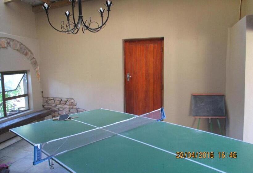 سوییت لوکس, 15 Witpeer Street Guesthouse