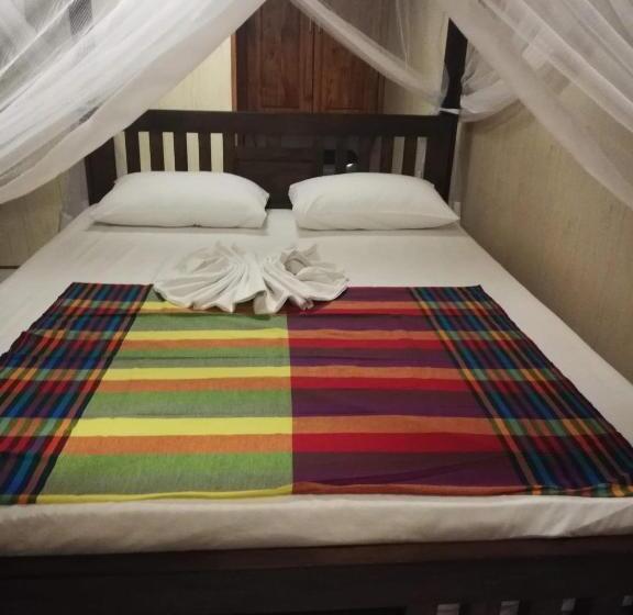 اتاق استاندارد یک نفره, Eden Reverie Deluxe Rooms And Spa