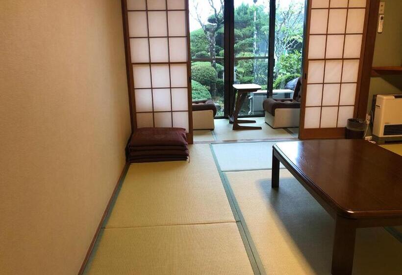 اتاق استاندارد, Yabukiso