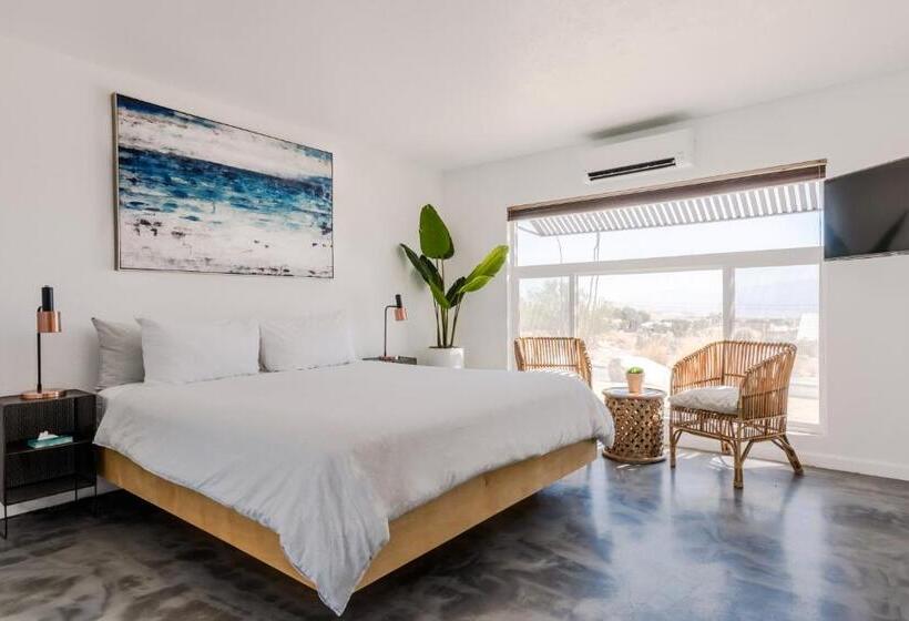 Студия Deluxe, Desert Hot Springs Inn