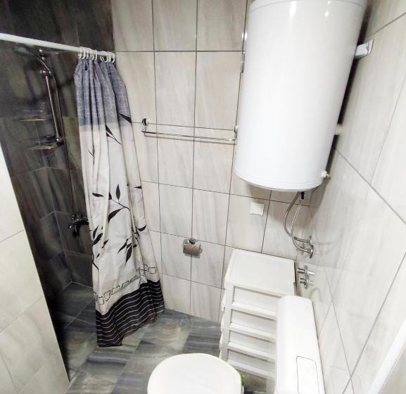 اتاق استاندارد با بالکن, Apartments And Rooms Minex