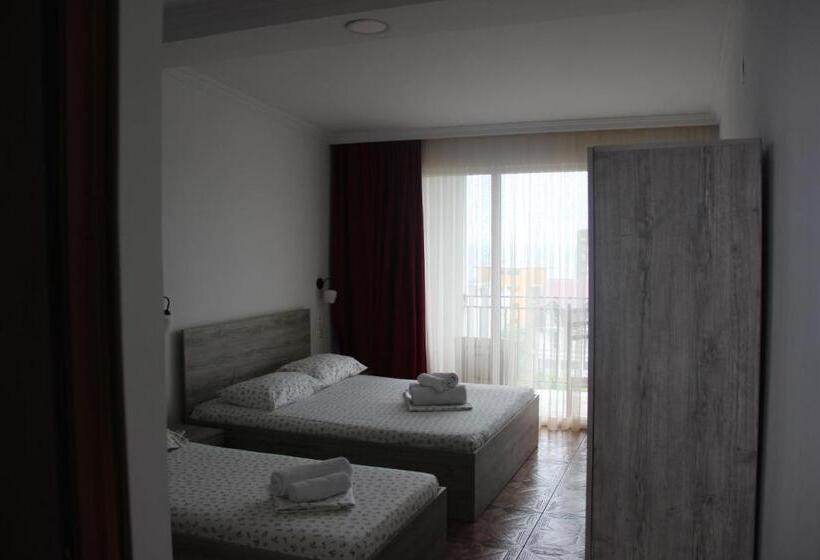 Triple Room Sea View, Badu Guest House