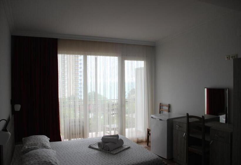 Triple Room Sea View, Badu Guest House