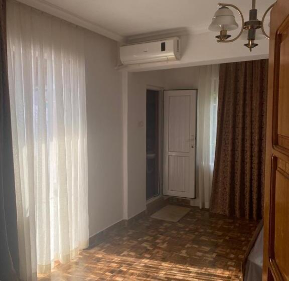 اتاق استاندارد با چشم‌انداز دریا, Badu Guest House