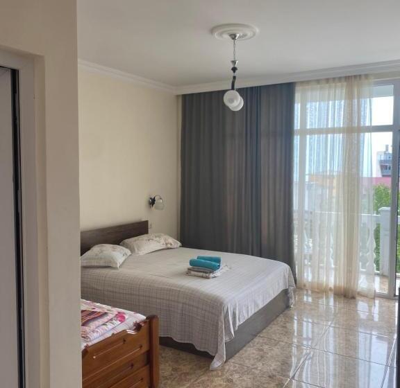 Triple Room Sea View, Badu Guest House