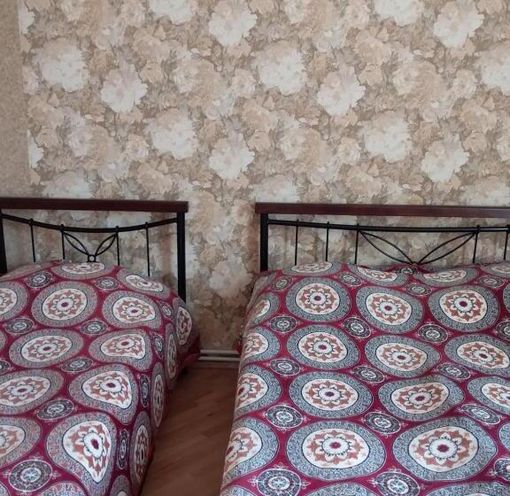 اتاق استاندارد سه نفره, Guest House Medea