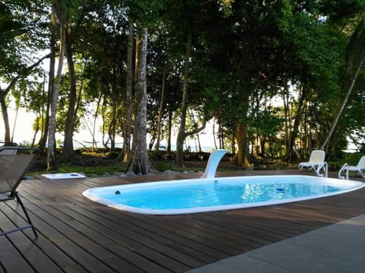 اتاق لوکس, Cahuita Inn