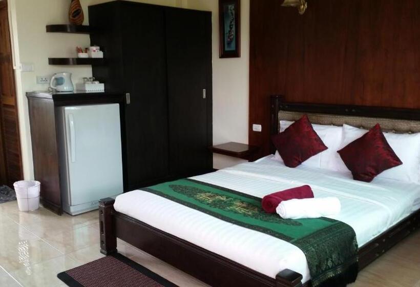 اتاق لوکس, Mai Thai Guest House