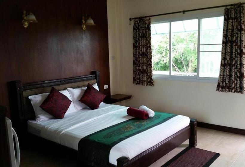 اتاق لوکس, Mai Thai Guest House