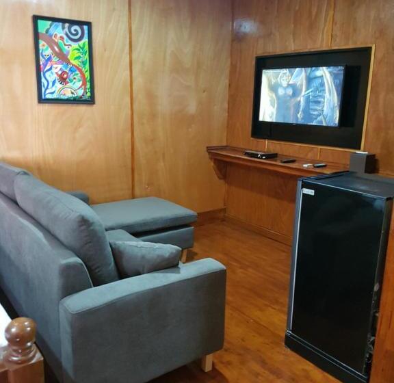 سوییت خانوادگی, Mai Thai Guest House