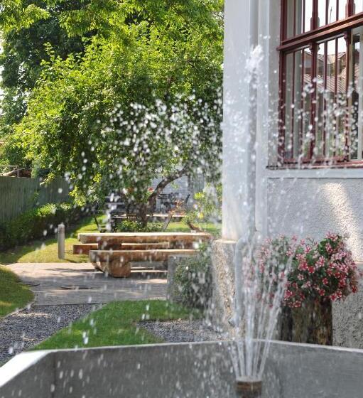 ویلای 1 خوابه با چشم‌انداز باغ, Villa Meri