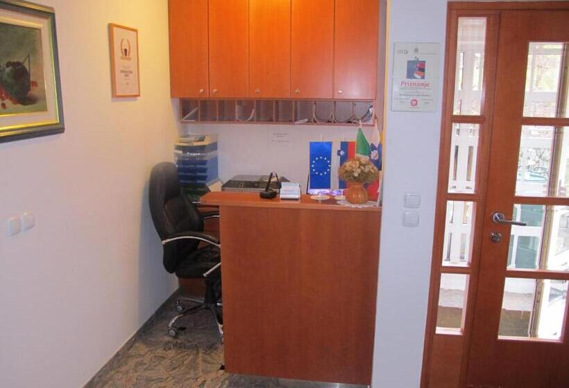 اتاق استاندارد, Apartment Sobe Ravbar