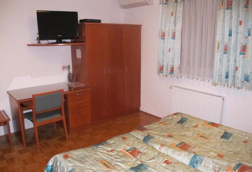 اتاق استاندارد, Apartment Sobe Ravbar