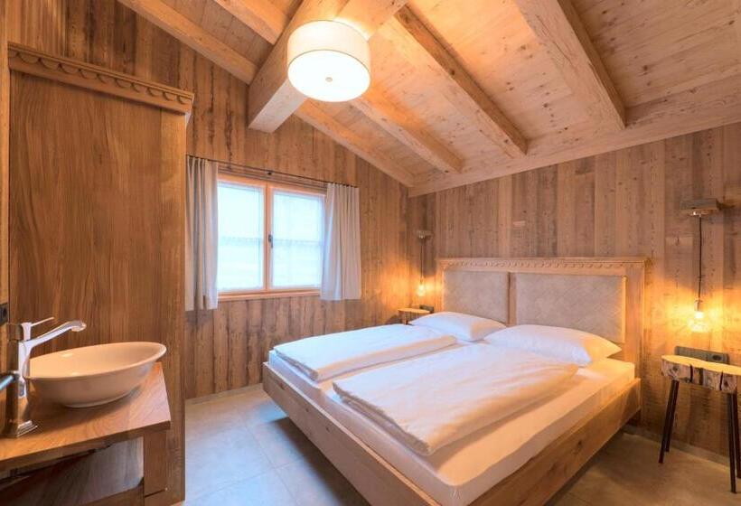 کلبه ییلاقی, Arlberglife Ferienresort