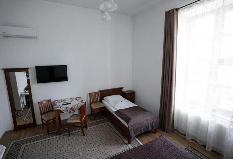 اتاق استاندارد سه نفره, Pensiunea Gasthaus Alte Post