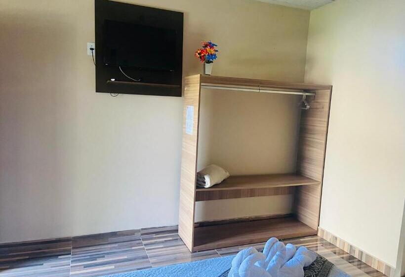 Suíte Deluxe, Pousada Só Alegria