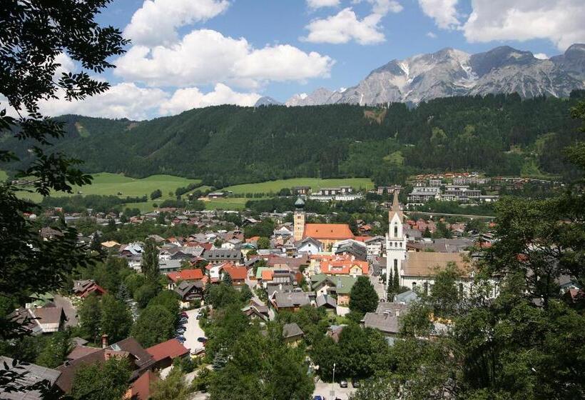Апартаменты 2 Спальни с Балконом, Gästehaus Pilz Schladming