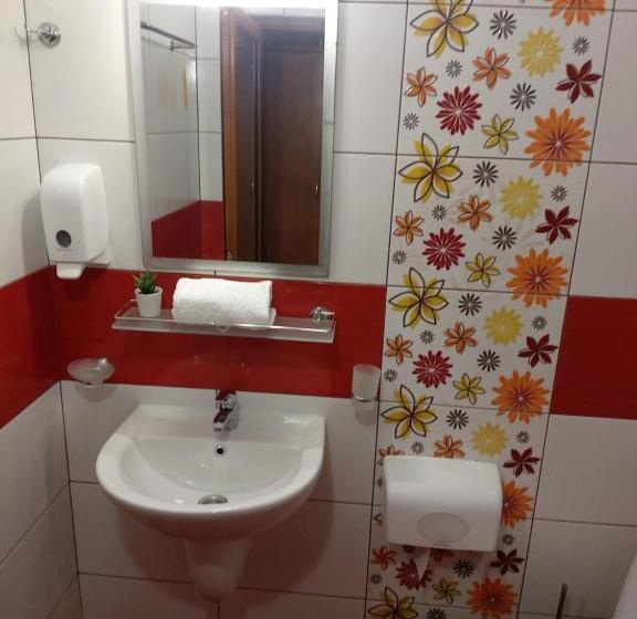 Номер Стандарт Вид на Море, Guest House Skalite