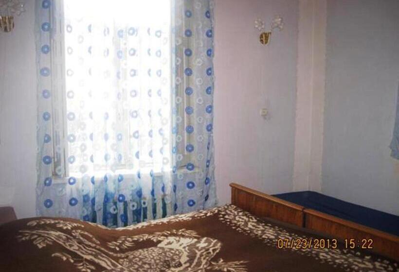اتاق استاندارد, Tamar Guest House