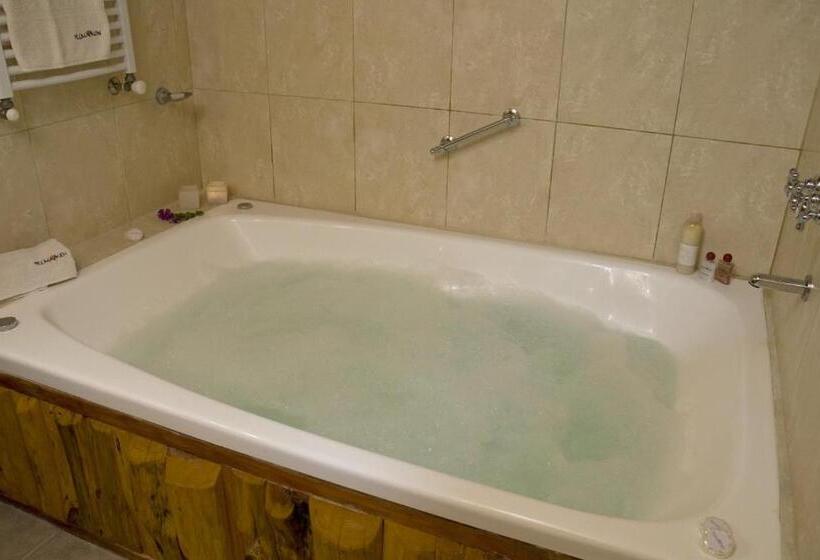 استودیوی استاندارد, Pillmayken Apart&spa Mar De Las Pampas