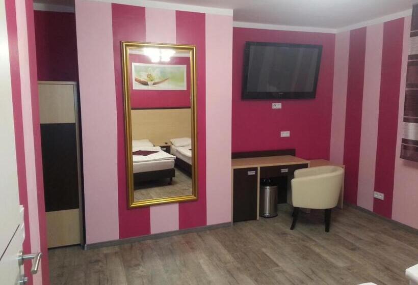 اتاق استاندارد, Pension Central Semmering