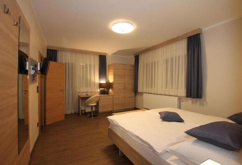 اتاق استاندارد, Pension Central Semmering