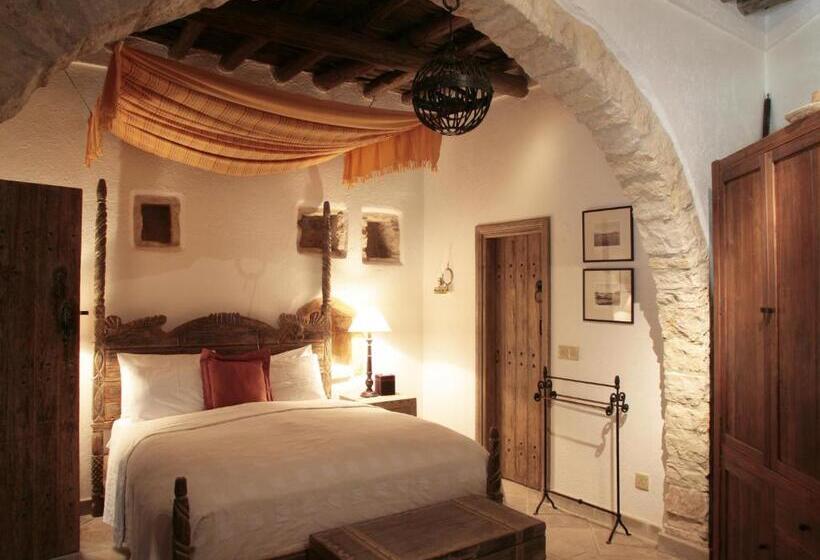 오두막, Apokryfo Traditional Guesthouse
