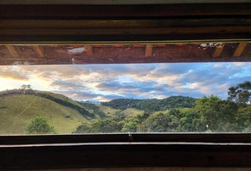 샬레, Pousada Vale Monte Azul