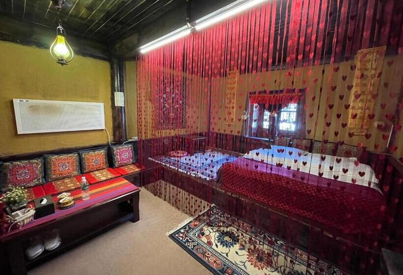 غرفة ديلوكس, Timeless Inn