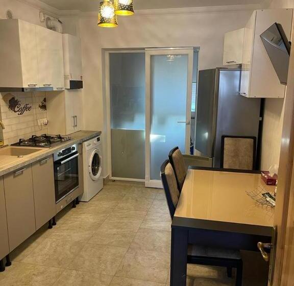 ویلای 3 خوابه, Pensiunea Bianca